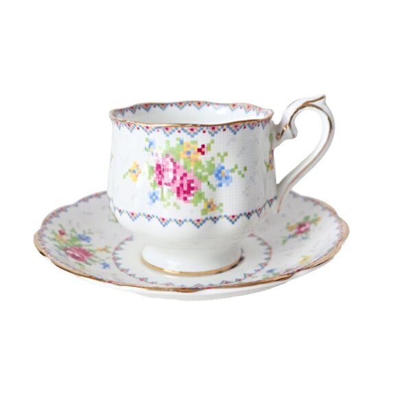 6 Sets Royal Albert Petit Point Large Cups and Saucers Tea Party Gift Bone China - Picture 2 of 6